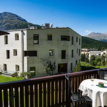 Chesa Corvatsch By Interhome ポントレジナ