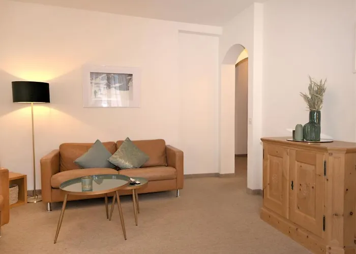 Chesa Corvatsch By Interhome شقة بونتريسنا